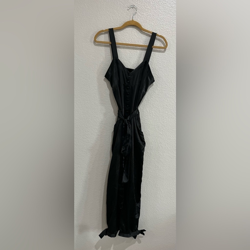 Review Australia Women’s Elegant Black Sleeveless Jumper with belt Sz 12 Formal